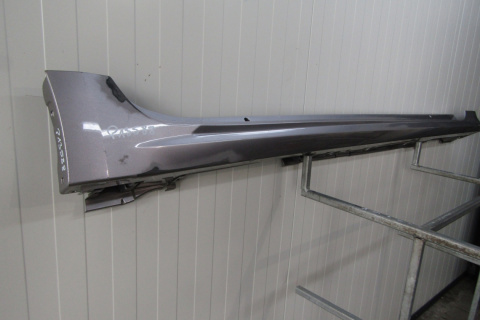 Listwa progowa prawa Toyota Corolla XII sedan E21