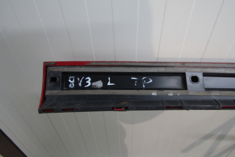 Listwa progowa lewa Audi A3 S Line 8V3 3D S3 13-