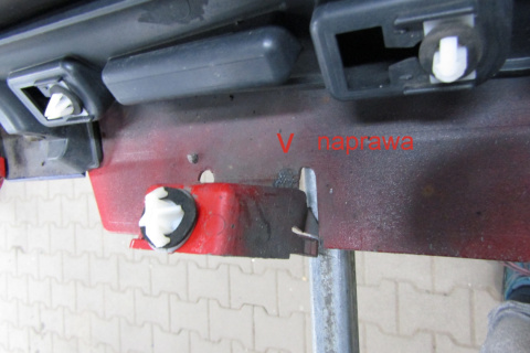 Listwa progowa lewa Ford Fiesta MK7 ST 3d Lift 12