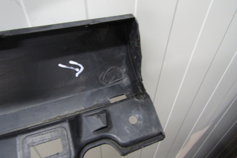 Listwa progowa lewa Ford Focus MK4 kombi HB 17-