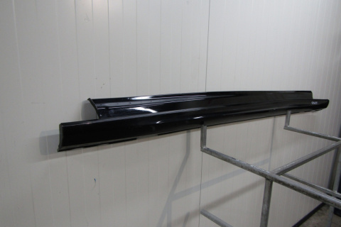 Listwa progowa lewa Ford Focus MK4 ST Line 17-