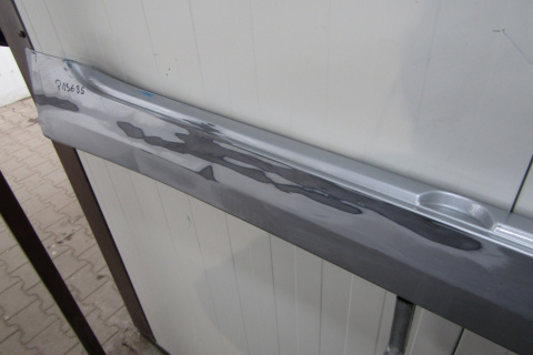 Listwa progowa prawa BMW 5 G30 G31 kombi sedan 17-