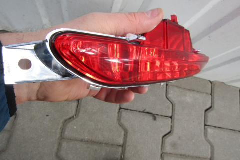Lampa lampka tył tylna przeciwmgielna PEUGEOT 208 2 II 19-