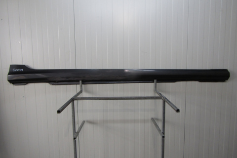 Listwa progowa prawa Audi A6 C8 4K0 S Line 18-