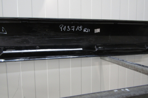 Listwa progowa prawa Audi A6 C8 4K0 S Line 18-