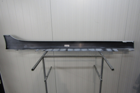 Listwa progowa lewa BMW 1 F40 2 F44 19- próg