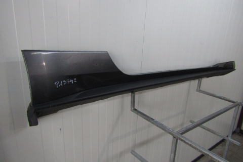 Listwa progowa prawa Ford Mustang VI 6 GT 14-