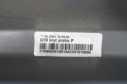 Listwa progowa prawa Toyota Yaris 4 IV 20- XP210