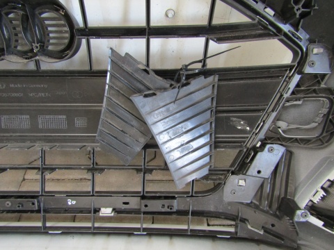 Zderzak przód przedni Audi A4 B9 8W0 Lift 19-