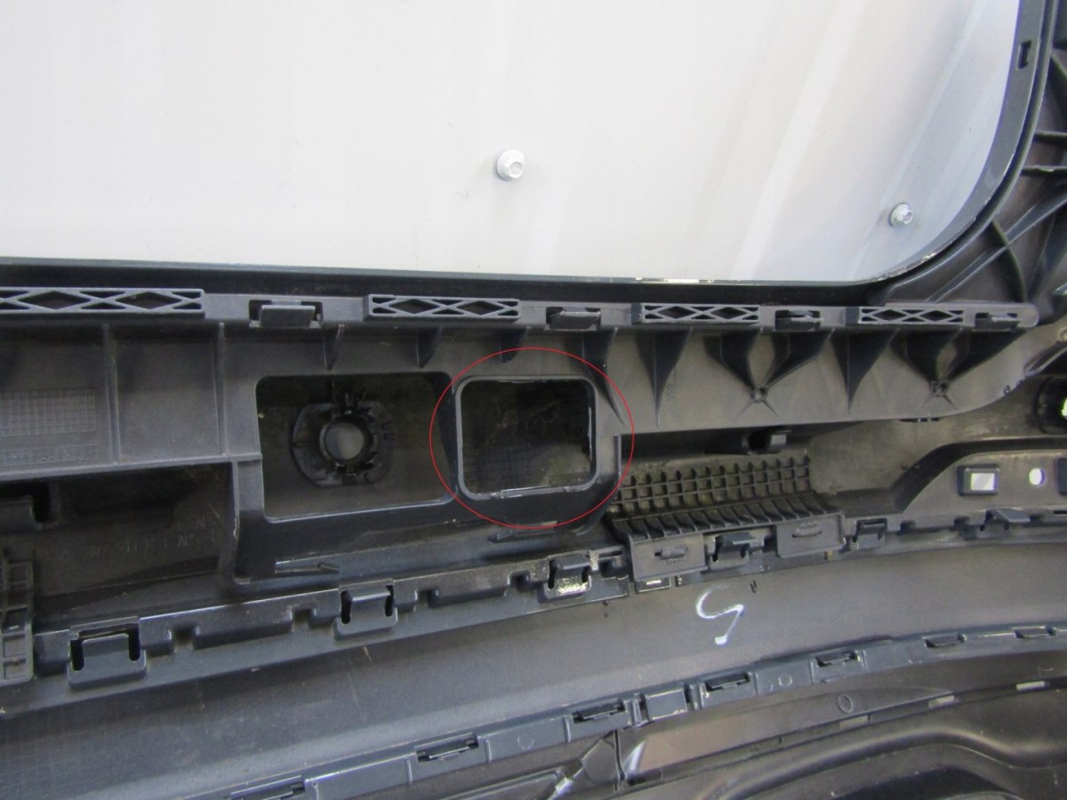 Zderzak tył tylny Audi Q2 SQ2 81A 18-
