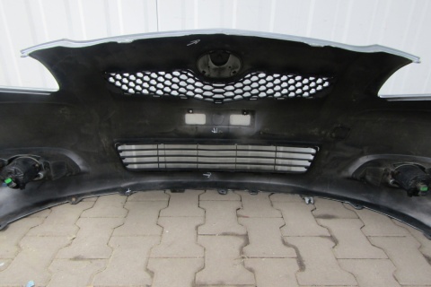 Zderzak przód przedni Toyota Yaris II LIFT 09-11