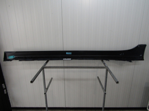Listwa progowa prawa BMW 1 F40 M Pakiet 19-