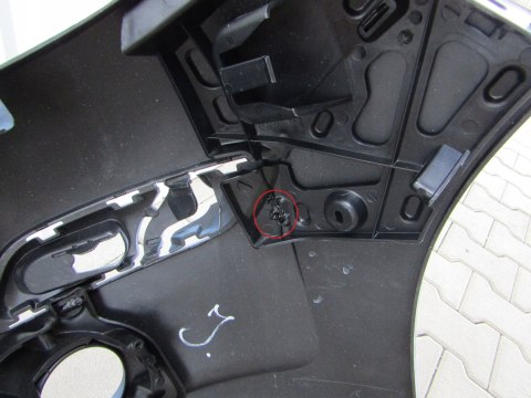 Zderzak przód przedni Peugeot 207 06-09