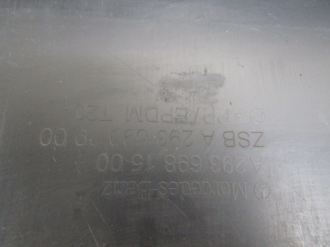 Listwa progowa lewa Mercedes EQC N293 19- stopień