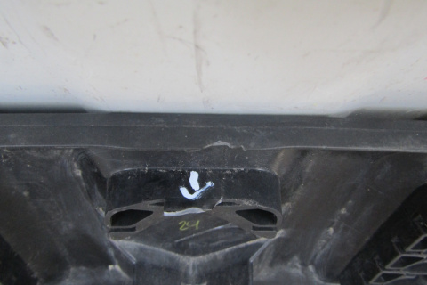 Grill atrapa zderzak przód SUZUKI JIMNY4 IV 18-