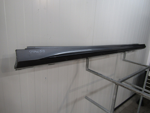 Listwa progowa prawa Mercedes A 177 AMG 45 4.5 18-