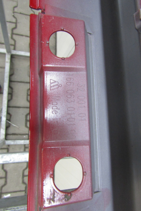 Listwa progowa lewa Toyota Yaris 4 IV 20- Mazda 2 22- Hybrid