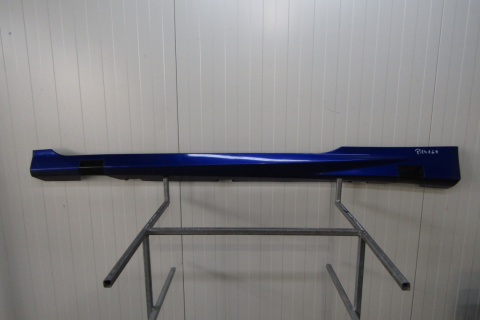 Listwa progowa lewa Ford Fiesta MK7 ST 3d Lift 12