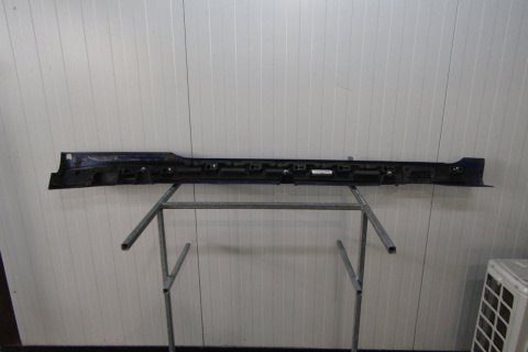 Listwa progowa lewa Ford Fiesta MK7 ST 3d Lift 12
