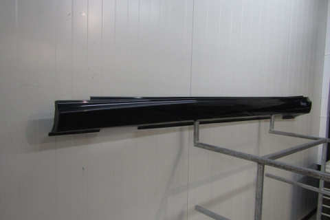 Listwa progowa lewa Mercedes CLA 117 próg 13-19