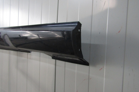 Listwa progowa prawa Mercedes CLA 117 próg 13-19