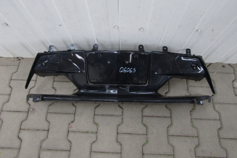 Kratka atrapa grill zderzaka przód Chevrolet Corvette C8 20-