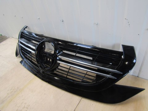 Grill atrapa na kamerę i radar Mercedes EQC AMG 19