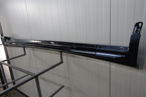 Listwa progowa lewa Volvo XC90 II 18- lift XC 90