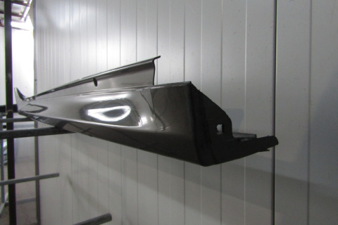 Listwa progowa prawa Toyota Yaris 4 IV 20- Mazda 2 22- Hybrid