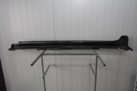 Listwa progowa prawa Toyota Yaris 4 IV 20- Mazda 2 22- Hybrid