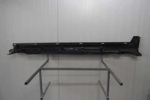 Listwa progowa prawa Volovo XC60 XC-60 LIFT 13-17