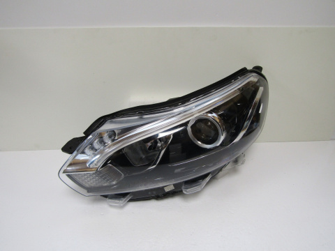 LAMPA PRZÓD TOYOTA PROACE 2 II KSENON NIESKRĘTNY 16-23 LH 00207242-06