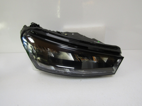 LAMPA PRZÓD SKODA FABIA IV 4 LED 21- RH 6VB941016