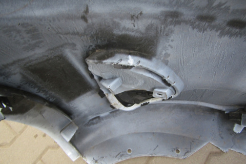 Zderzak przód Ford Fiesta MK8 VIII LIFT 21- PDC