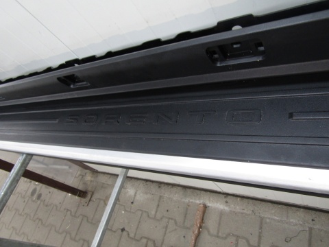 Listwa progowa prawa Kia Sorento 4 IV stopień 20- P2F37-AC020
