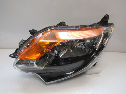 LAMPA PRZÓD MITSUBISHI L200 V / FIAT FULLBACK 15-19 LH 831C729