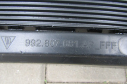 PORSCHE 911 992 KRATKA GRILL ATRAPA WLOT 992807681AP