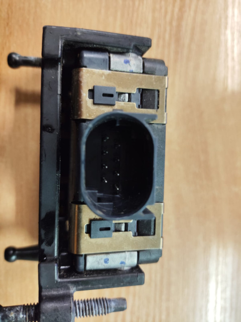Radar sensor distronic Kia Stonic Niro Hyundai Kona 0203304687