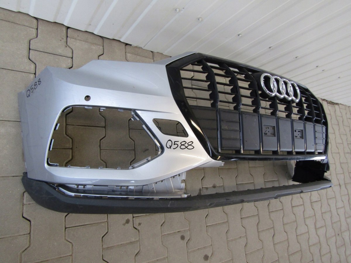 Zderzak przód przedni Audi Q3 83A 18-