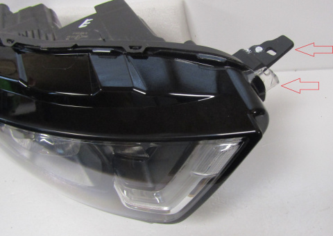 LAMPA PRZÓD FORD ECOSPORT 2 II ZWYKŁA SOCZEWKA RH 17-21 GN15-13W029-YA