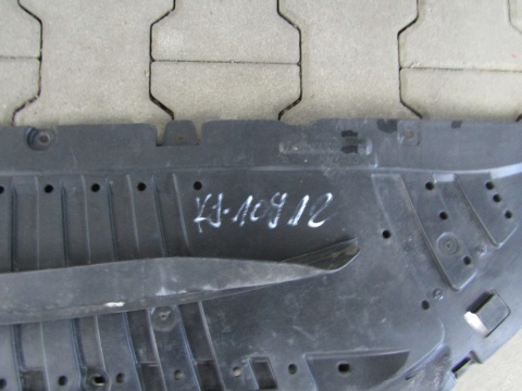 Osłona płyta podłoga zderzaka AUDI A8 D5 17-21