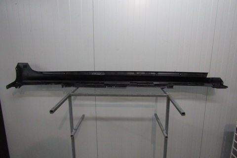 Listwa progowa lewa Toyota Yaris 4 IV 20- Mazda 2 22- Hybrid