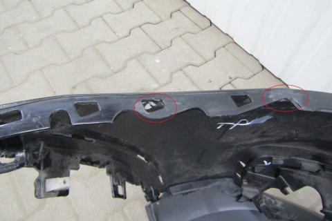 Zderzak przód przedni Audi Q3 8U0 11-14
