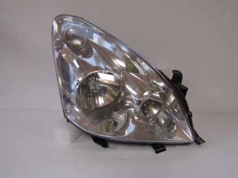 LAMPA PRZÓD TOYOTA COROLLA VERSO 2 II ZWYKŁA 04-07 RH