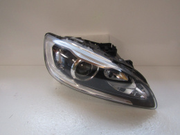 Lampa przód Volvo S60 V60 LIFT KSENON SKRĘTNY 14-18 RH 31698819