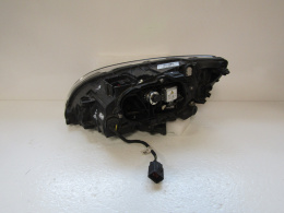 Lampa przód Volvo S60 V60 LIFT KSENON SKRĘTNY 14-18 RH 31698819