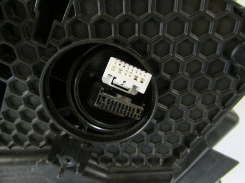 Lampa przód Toyota Yaris Cross FULL LED 17-22 RH