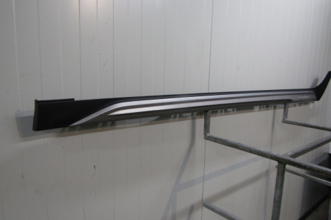 Listwa progowa lewa Audi A4 Allroad LIFT 8W9 B9 KOMBI 19-