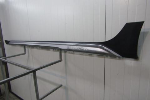 Listwa progowa lewa Audi A4 Allroad LIFT 8W9 B9 KOMBI 19-