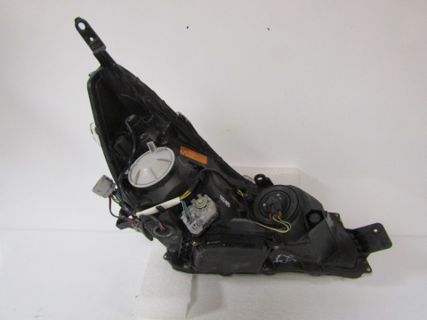 LAMPA PRZÓD SUBARU LEGACY V OUTBACK IV KSENON 09-12 LH